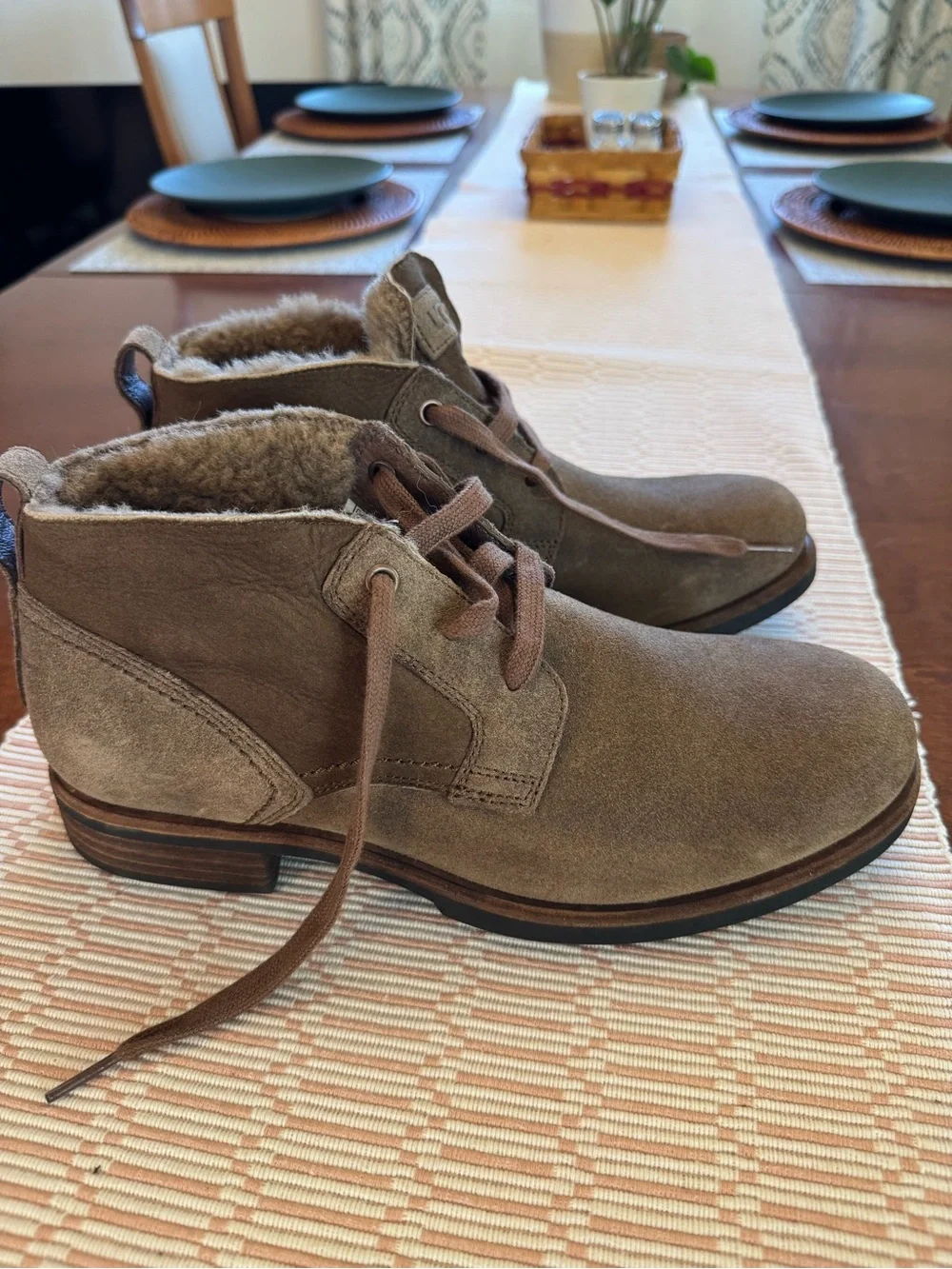 New UGG Men's Taupe Suede Chukka Boots with Shearling Collar